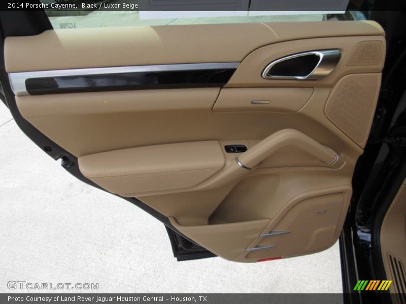 Black / Luxor Beige 2014 Porsche Cayenne