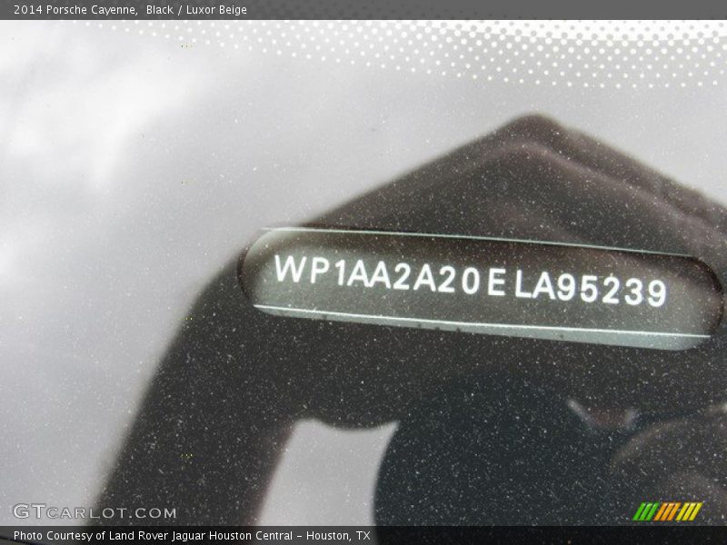 Black / Luxor Beige 2014 Porsche Cayenne