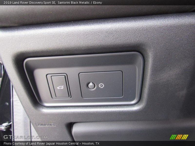 Santorini Black Metallic / Ebony 2019 Land Rover Discovery Sport SE