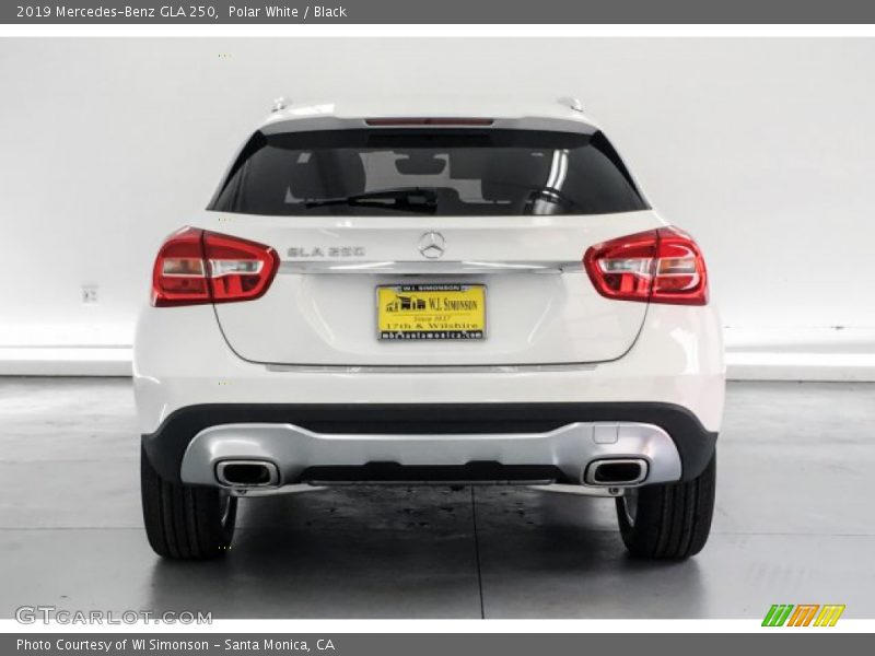 Polar White / Black 2019 Mercedes-Benz GLA 250