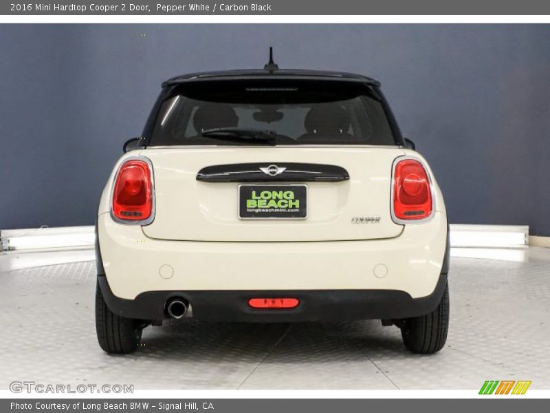 Pepper White / Carbon Black 2016 Mini Hardtop Cooper 2 Door