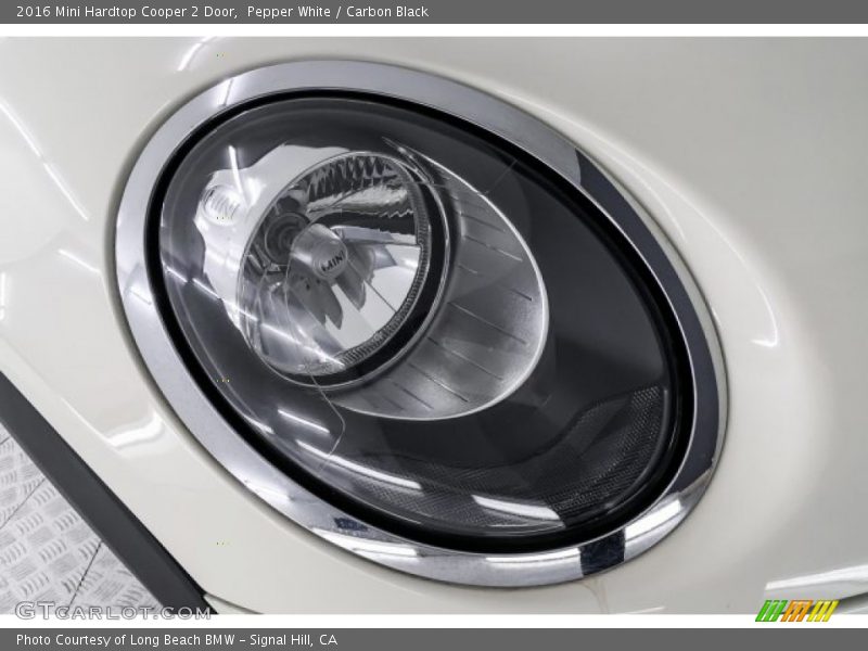Pepper White / Carbon Black 2016 Mini Hardtop Cooper 2 Door