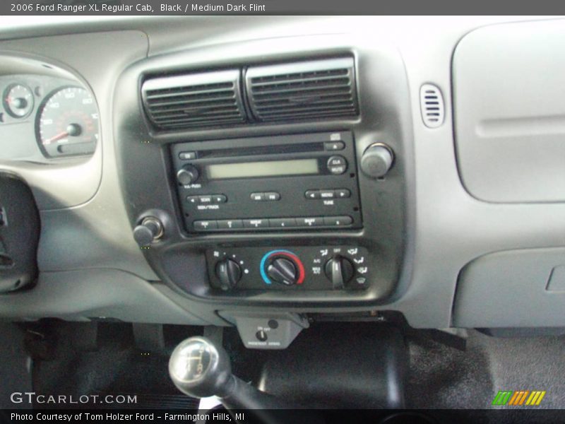 Black / Medium Dark Flint 2006 Ford Ranger XL Regular Cab