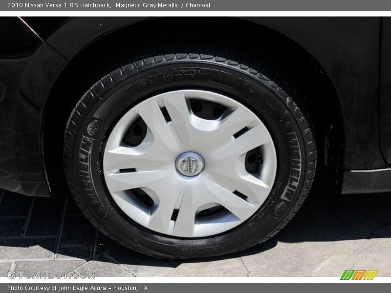 Magnetic Gray Metallic / Charcoal 2010 Nissan Versa 1.8 S Hatchback