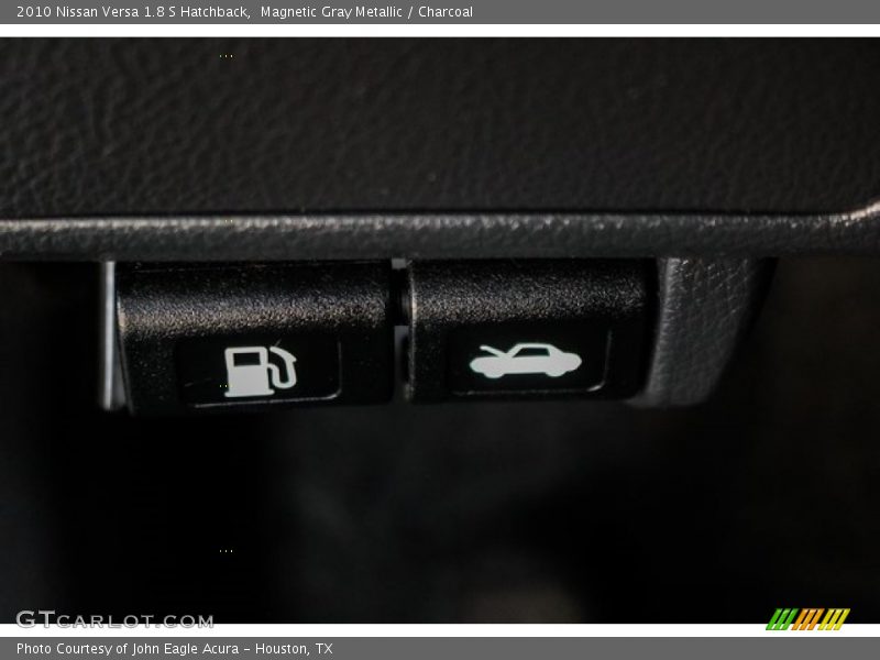 Magnetic Gray Metallic / Charcoal 2010 Nissan Versa 1.8 S Hatchback