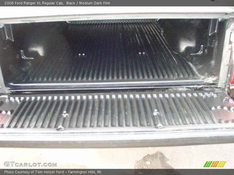 Black / Medium Dark Flint 2006 Ford Ranger XL Regular Cab