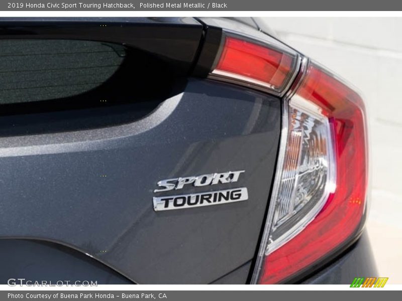 Polished Metal Metallic / Black 2019 Honda Civic Sport Touring Hatchback