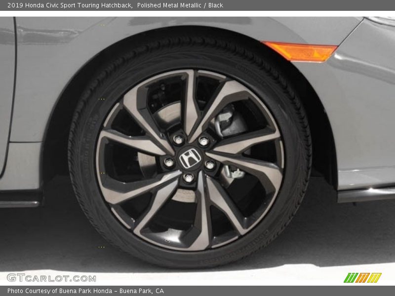 Polished Metal Metallic / Black 2019 Honda Civic Sport Touring Hatchback