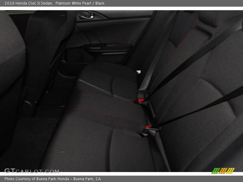 Platinum White Pearl / Black 2019 Honda Civic Si Sedan