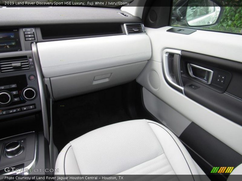Fuji White / Ivory/Ebony 2019 Land Rover Discovery Sport HSE Luxury
