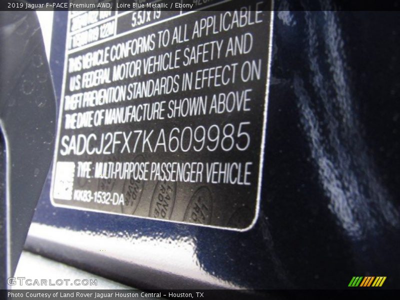 Loire Blue Metallic / Ebony 2019 Jaguar F-PACE Premium AWD