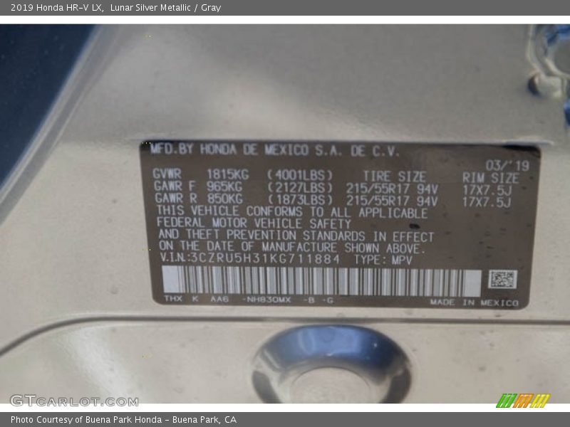 Lunar Silver Metallic / Gray 2019 Honda HR-V LX