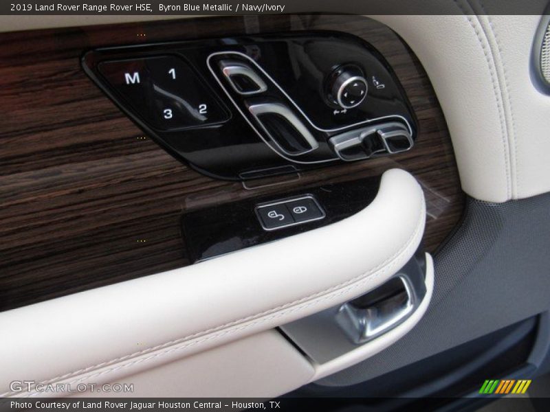 Byron Blue Metallic / Navy/Ivory 2019 Land Rover Range Rover HSE