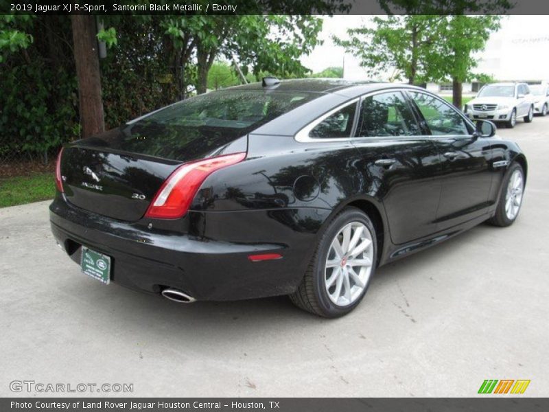 Santorini Black Metallic / Ebony 2019 Jaguar XJ R-Sport