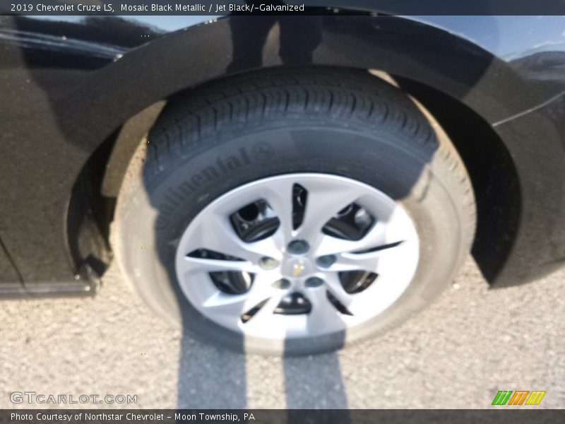 Mosaic Black Metallic / Jet Black/­Galvanized 2019 Chevrolet Cruze LS