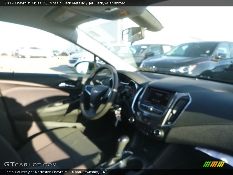 Mosaic Black Metallic / Jet Black/­Galvanized 2019 Chevrolet Cruze LS