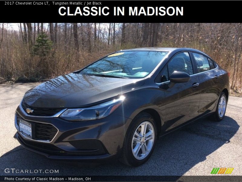 Tungsten Metallic / Jet Black 2017 Chevrolet Cruze LT