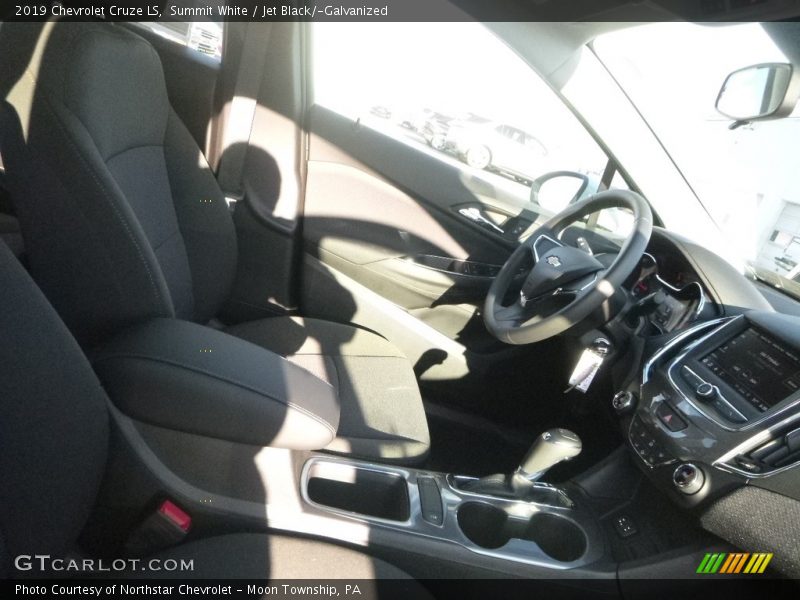 Summit White / Jet Black/­Galvanized 2019 Chevrolet Cruze LS