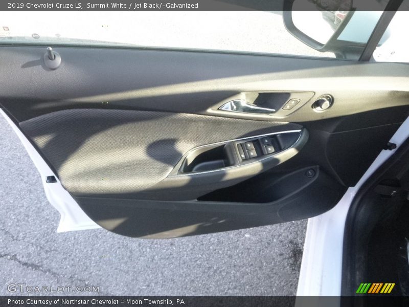 Summit White / Jet Black/­Galvanized 2019 Chevrolet Cruze LS