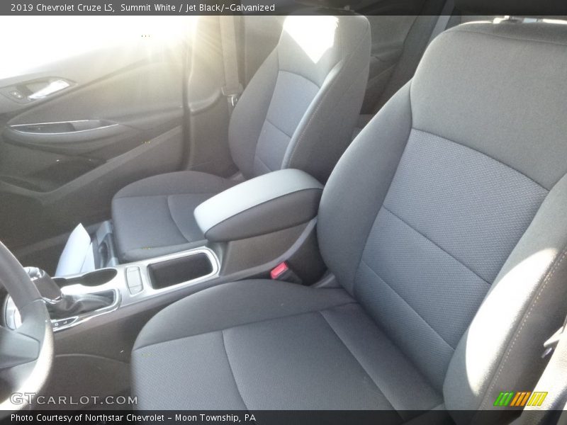 Summit White / Jet Black/­Galvanized 2019 Chevrolet Cruze LS
