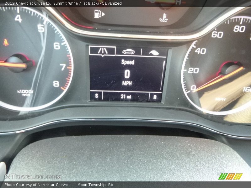 Summit White / Jet Black/­Galvanized 2019 Chevrolet Cruze LS