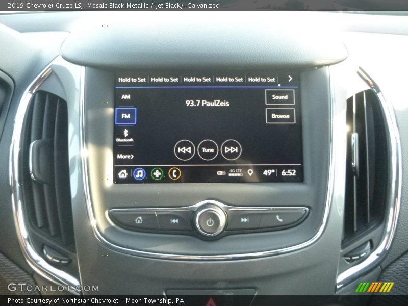 Mosaic Black Metallic / Jet Black/­Galvanized 2019 Chevrolet Cruze LS