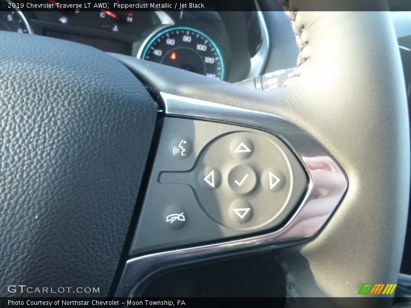 Pepperdust Metallic / Jet Black 2019 Chevrolet Traverse LT AWD