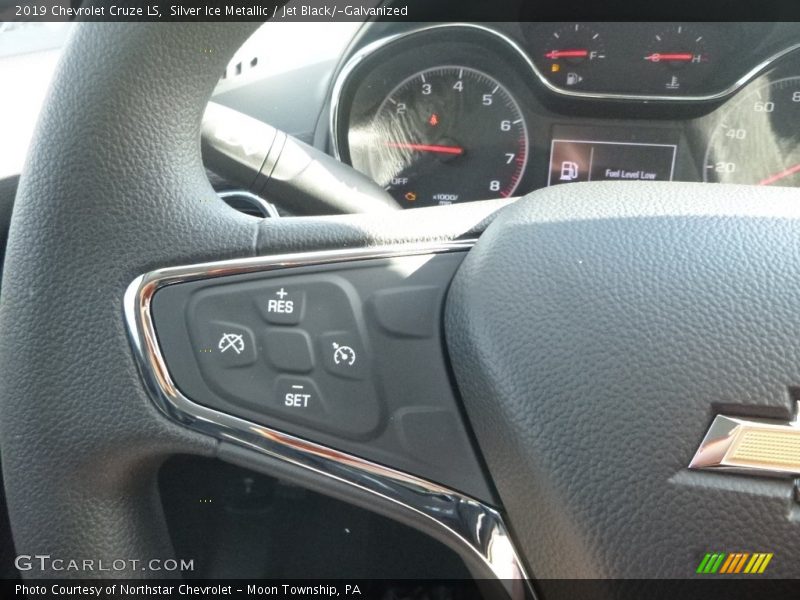 Silver Ice Metallic / Jet Black/­Galvanized 2019 Chevrolet Cruze LS