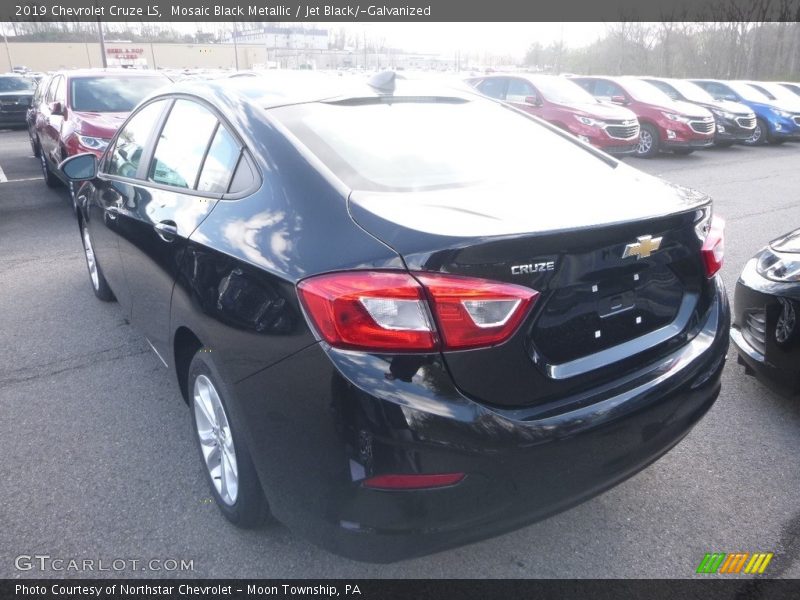 Mosaic Black Metallic / Jet Black/­Galvanized 2019 Chevrolet Cruze LS