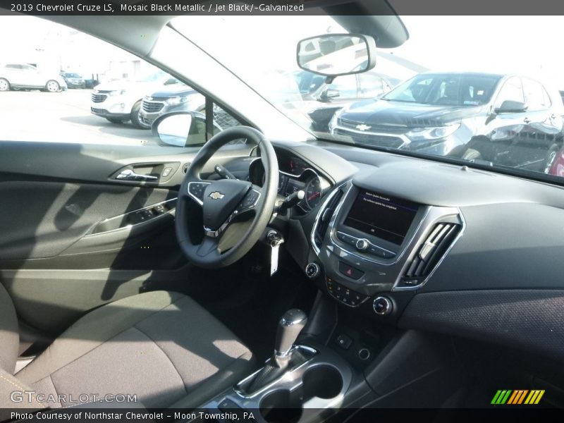 Mosaic Black Metallic / Jet Black/­Galvanized 2019 Chevrolet Cruze LS