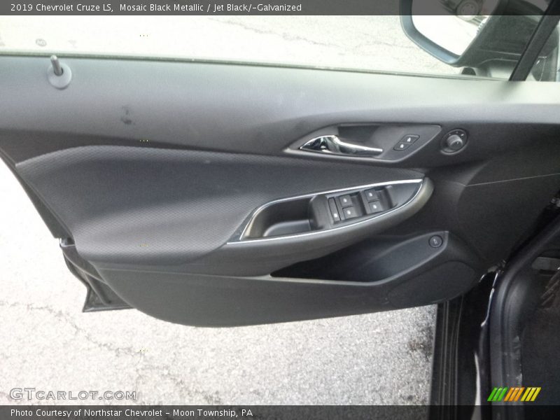 Mosaic Black Metallic / Jet Black/­Galvanized 2019 Chevrolet Cruze LS