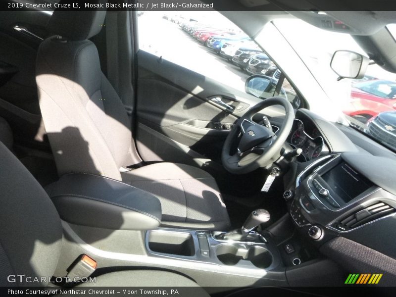 Mosaic Black Metallic / Jet Black/­Galvanized 2019 Chevrolet Cruze LS