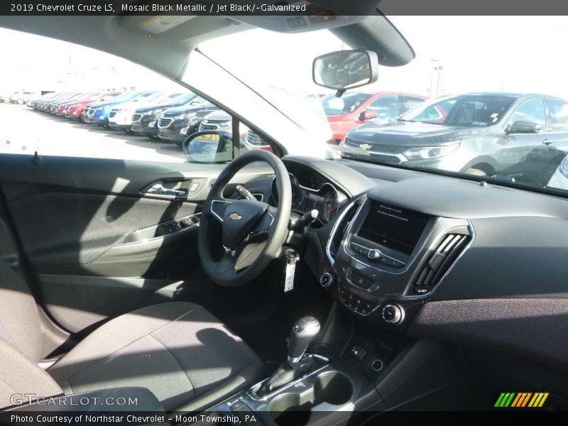 Mosaic Black Metallic / Jet Black/­Galvanized 2019 Chevrolet Cruze LS