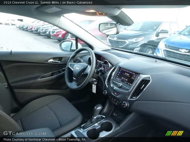 Summit White / Jet Black/­Galvanized 2019 Chevrolet Cruze LS