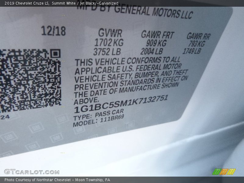 Summit White / Jet Black/­Galvanized 2019 Chevrolet Cruze LS