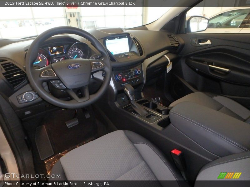 Ingot Silver / Chromite Gray/Charcoal Black 2019 Ford Escape SE 4WD