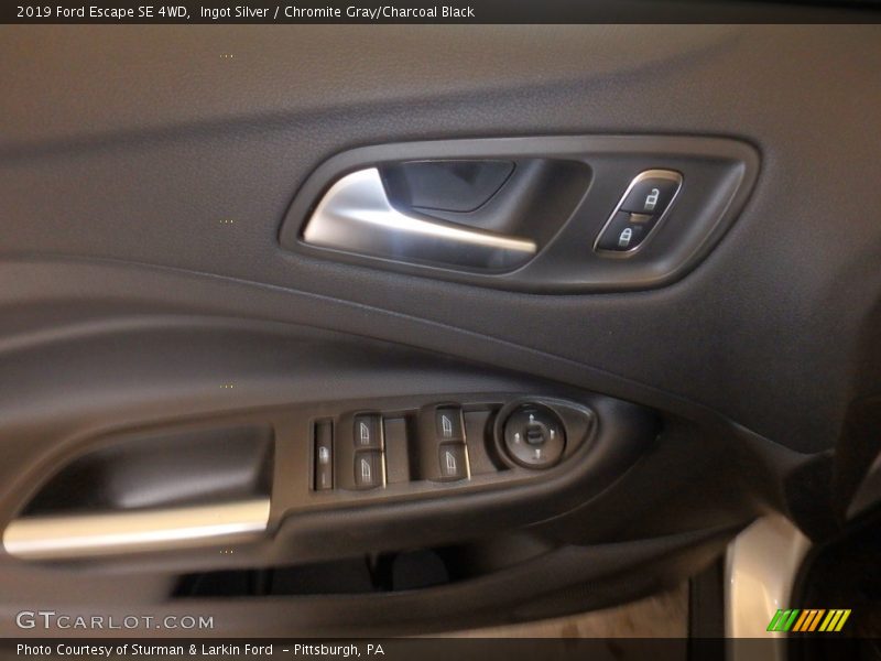 Ingot Silver / Chromite Gray/Charcoal Black 2019 Ford Escape SE 4WD