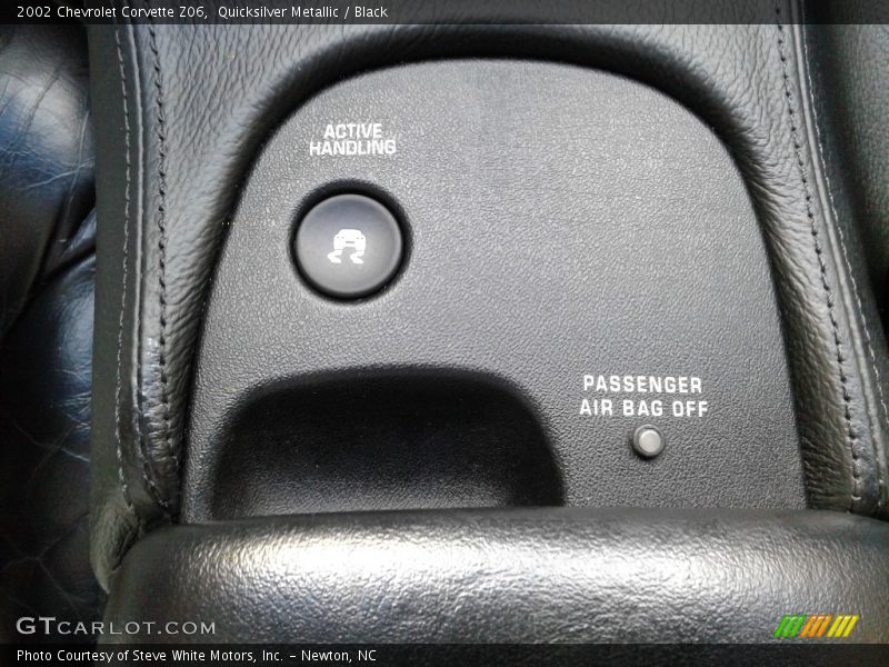 Quicksilver Metallic / Black 2002 Chevrolet Corvette Z06
