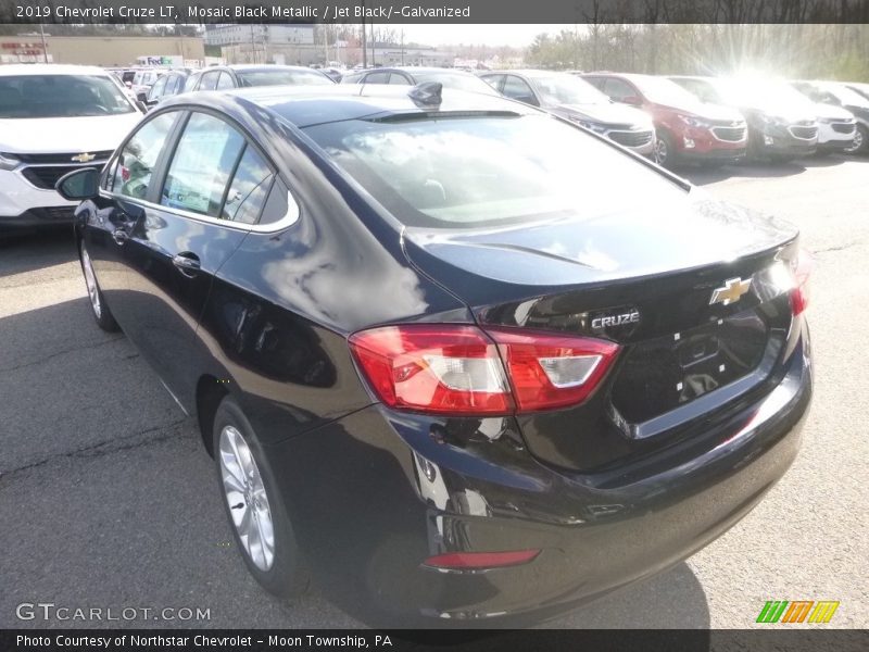 Mosaic Black Metallic / Jet Black/­Galvanized 2019 Chevrolet Cruze LT