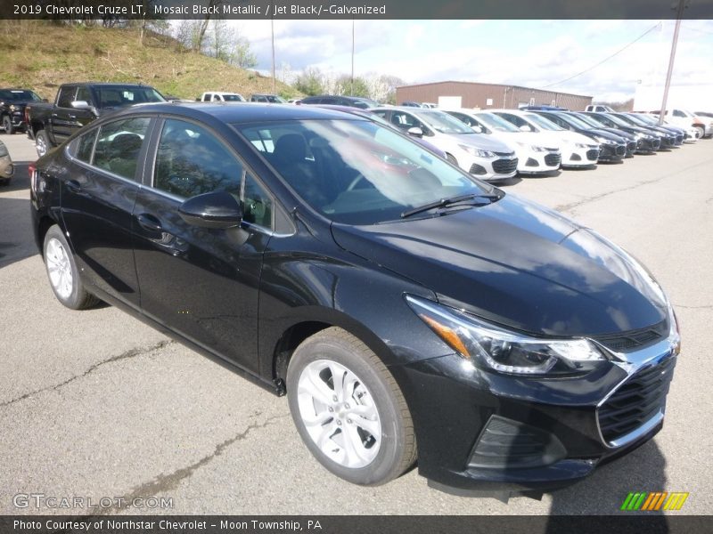 Mosaic Black Metallic / Jet Black/­Galvanized 2019 Chevrolet Cruze LT