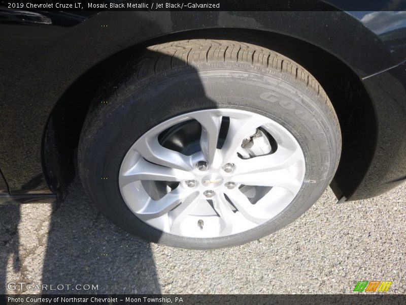 Mosaic Black Metallic / Jet Black/­Galvanized 2019 Chevrolet Cruze LT