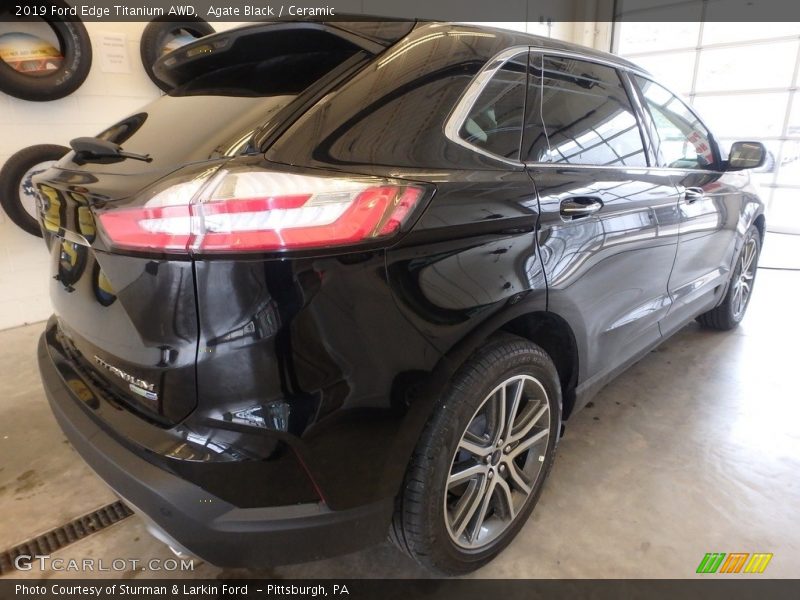 Agate Black / Ceramic 2019 Ford Edge Titanium AWD