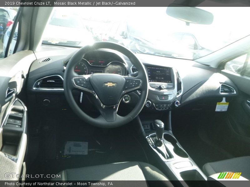 Mosaic Black Metallic / Jet Black/­Galvanized 2019 Chevrolet Cruze LT