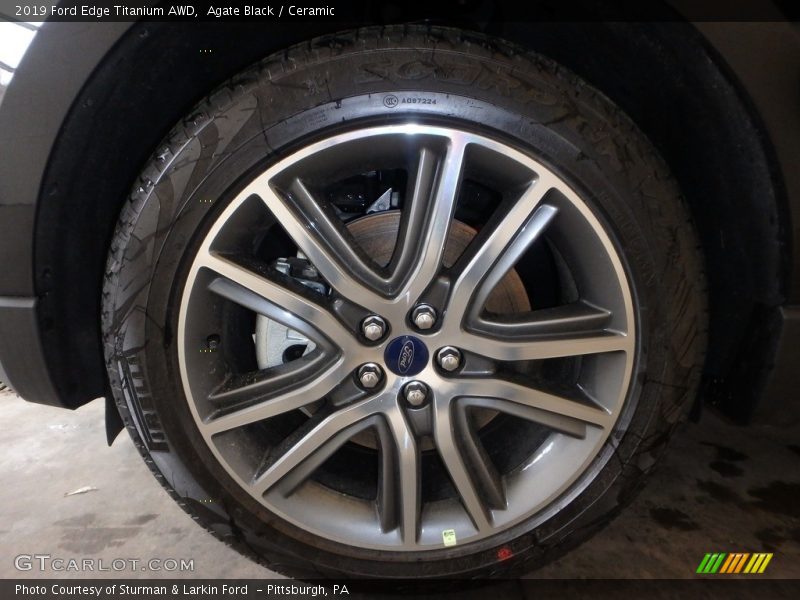 Agate Black / Ceramic 2019 Ford Edge Titanium AWD