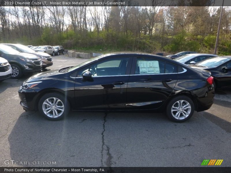 Mosaic Black Metallic / Jet Black/­Galvanized 2019 Chevrolet Cruze LT