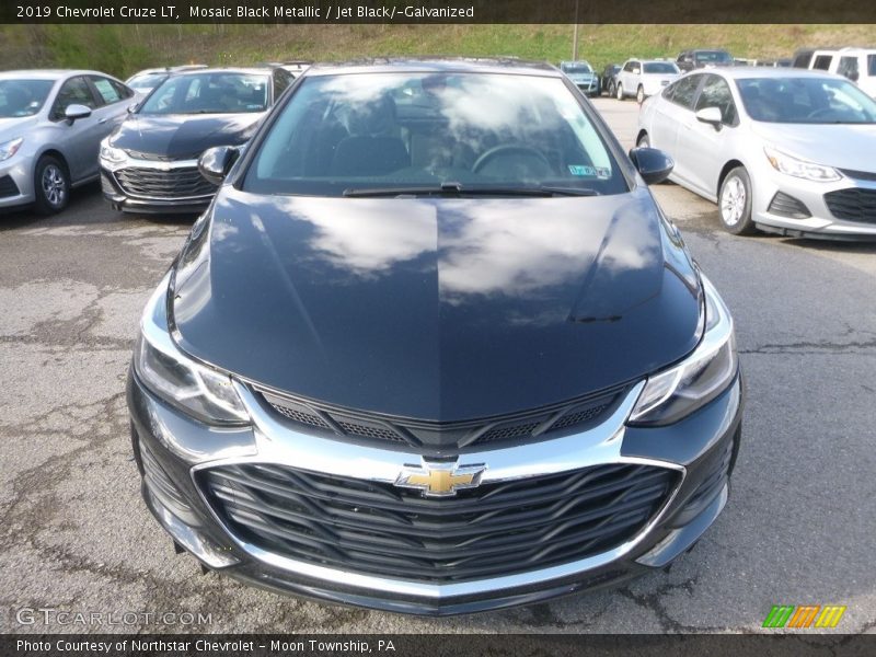 Mosaic Black Metallic / Jet Black/­Galvanized 2019 Chevrolet Cruze LT