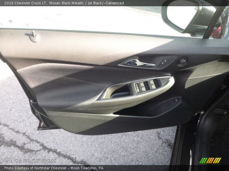 Mosaic Black Metallic / Jet Black/­Galvanized 2019 Chevrolet Cruze LT