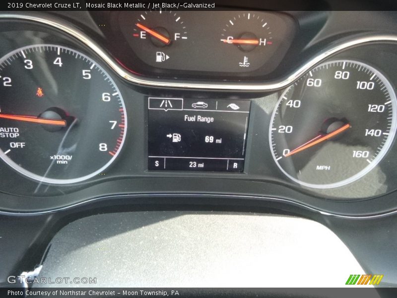 Mosaic Black Metallic / Jet Black/­Galvanized 2019 Chevrolet Cruze LT