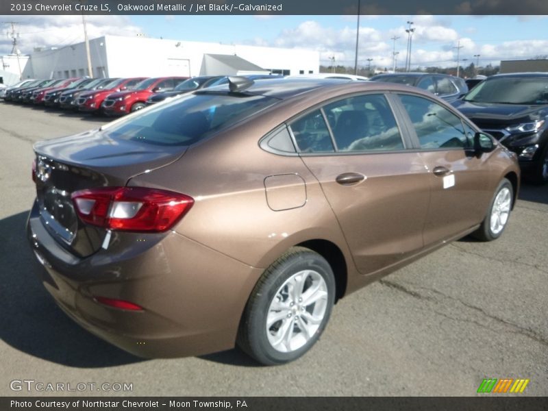 Oakwood Metallic / Jet Black/­Galvanized 2019 Chevrolet Cruze LS