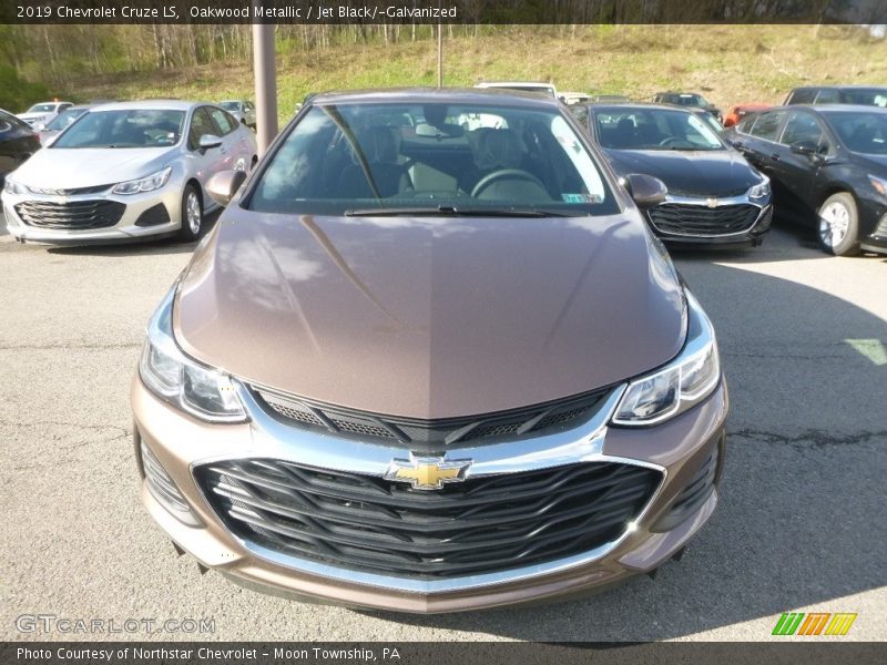 Oakwood Metallic / Jet Black/­Galvanized 2019 Chevrolet Cruze LS